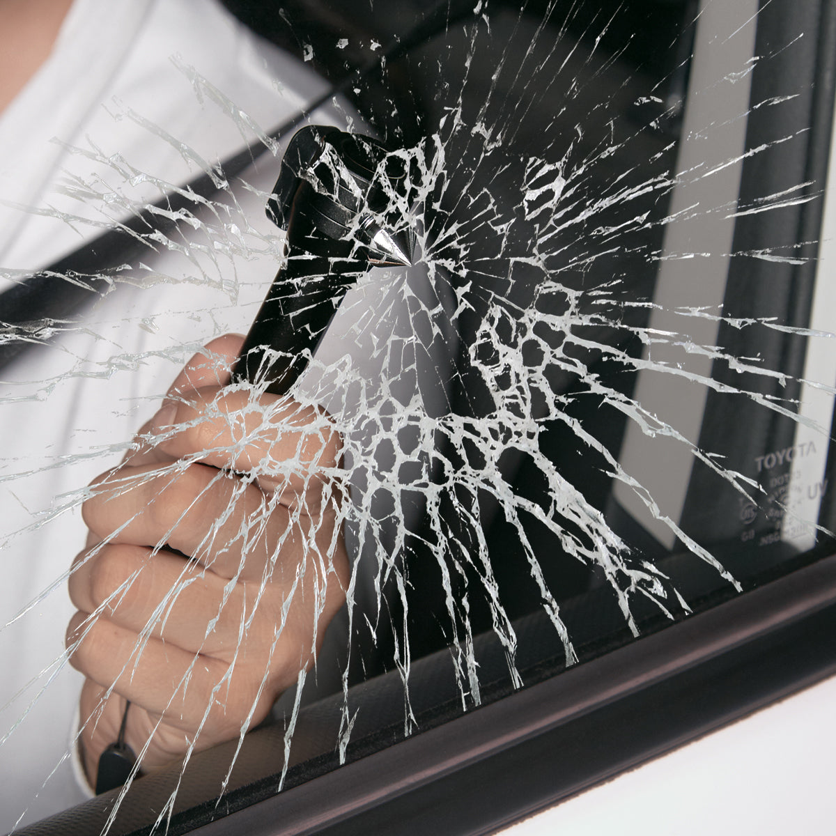 190142PS Emergency 4-in-1 Vehicle Escape Tool